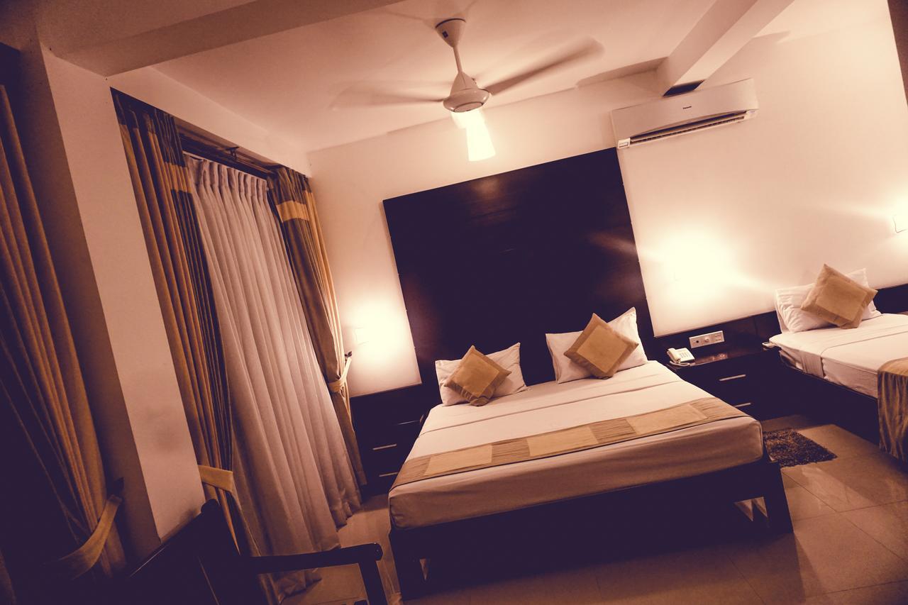 Lavendish Okrin Hotel Kataragama Luaran gambar