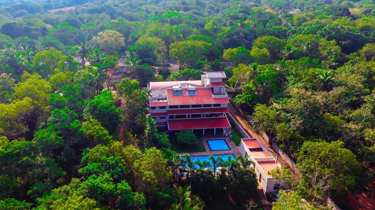 Lavendish Okrin Hotel Kataragama Luaran gambar