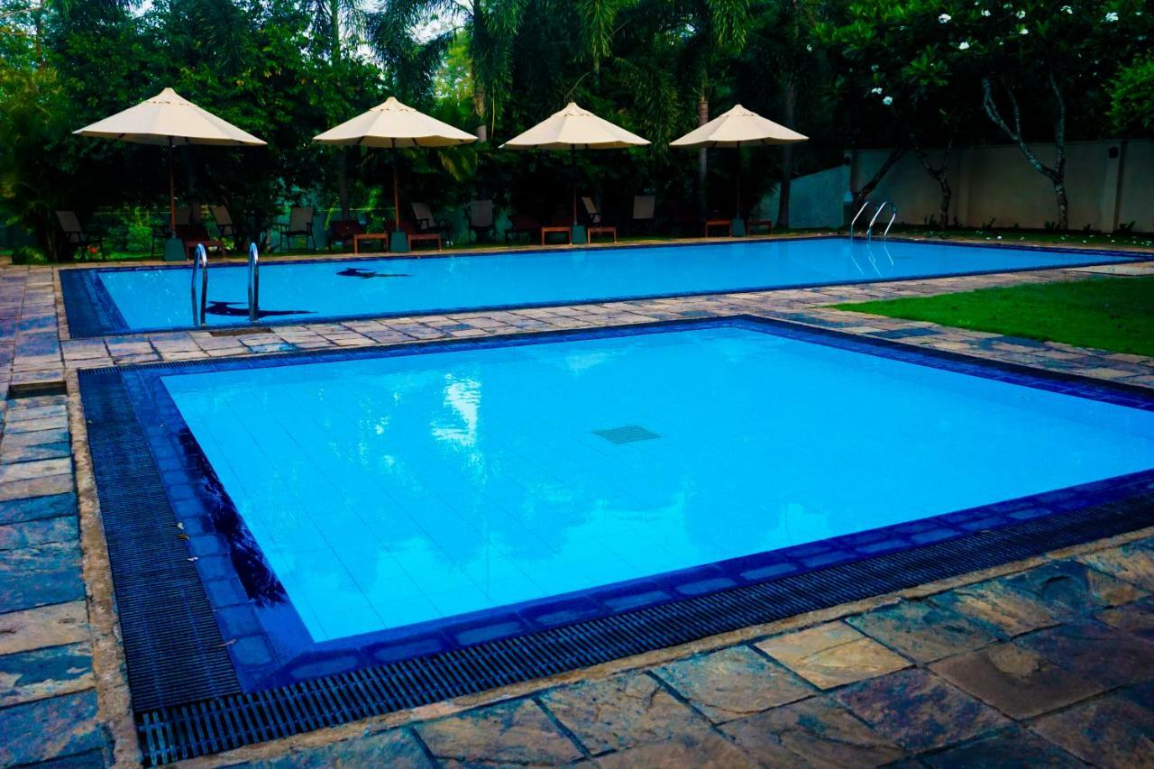 Lavendish Okrin Hotel Kataragama Luaran gambar