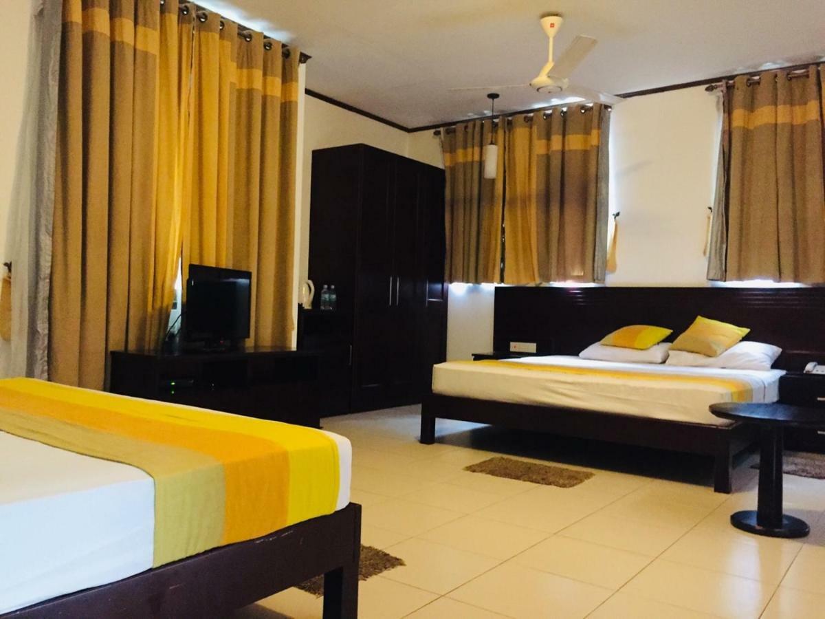Lavendish Okrin Hotel Kataragama Luaran gambar